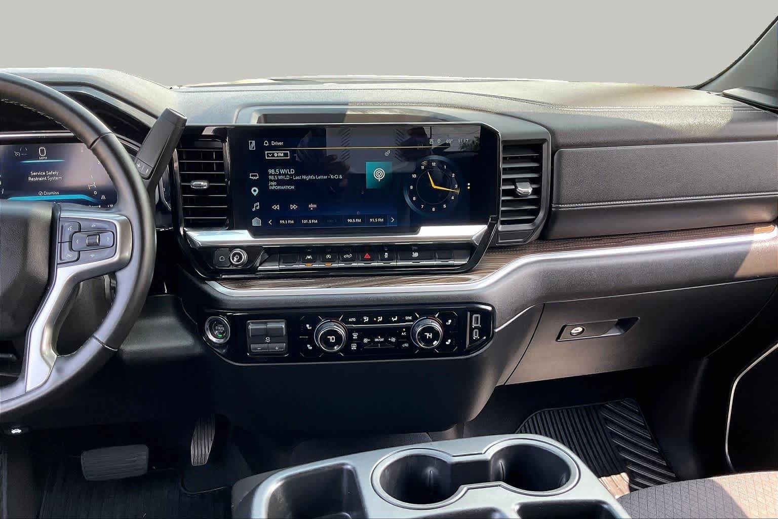 Used 2026 Chevrolet Silverado 1500 RST RWD image 12
