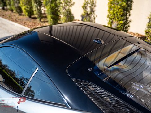 Used 2021 Ferrari F8 Tributo RWD image 18