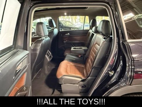 Used 2022 Volkswagen Atlas SEL Premium R-Line AWD/4WD image 16
