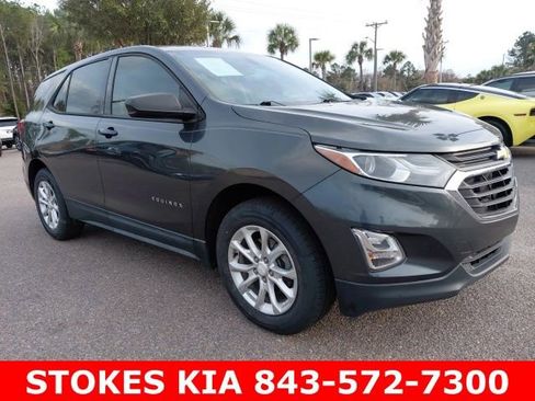 Used 2018 Chevrolet Equinox LS image 1