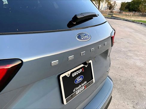 Certified 2023 Ford Escape ST-Line w/ Tech Pack #1 image 10