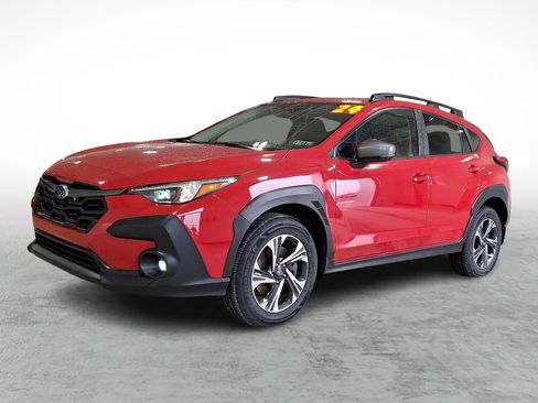 Used 2024 Subaru Crosstrek 2.0i Premium image 3