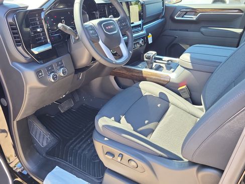 New 2025 GMC Sierra 1500 Elevation image 14