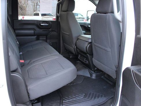 Used 2023 Chevrolet Silverado 2500 LT image 16