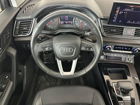 Used 2023 Audi Q5 2.0T Premium w/ Convenience Package AWD/4WD image 13