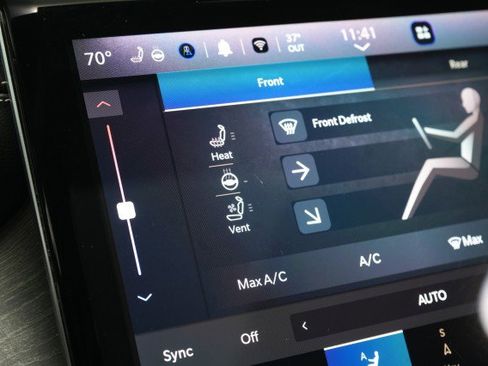 Used 2025 Jeep Grand Cherokee L Limited w/ Luxury Tech Group II image 54