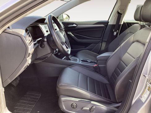 Used 2024 Volkswagen Jetta SE image 26