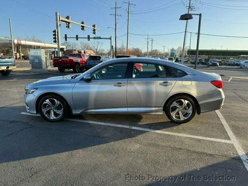 Used 2018 Honda Accord EX-L image 9