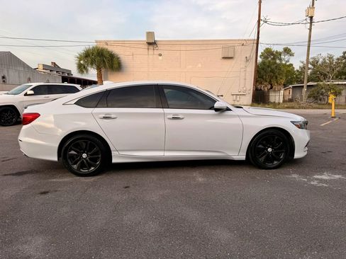 Used 2019 Honda Accord LX image 6