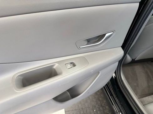 Used 2023 Hyundai Elantra SEL FWD image 19