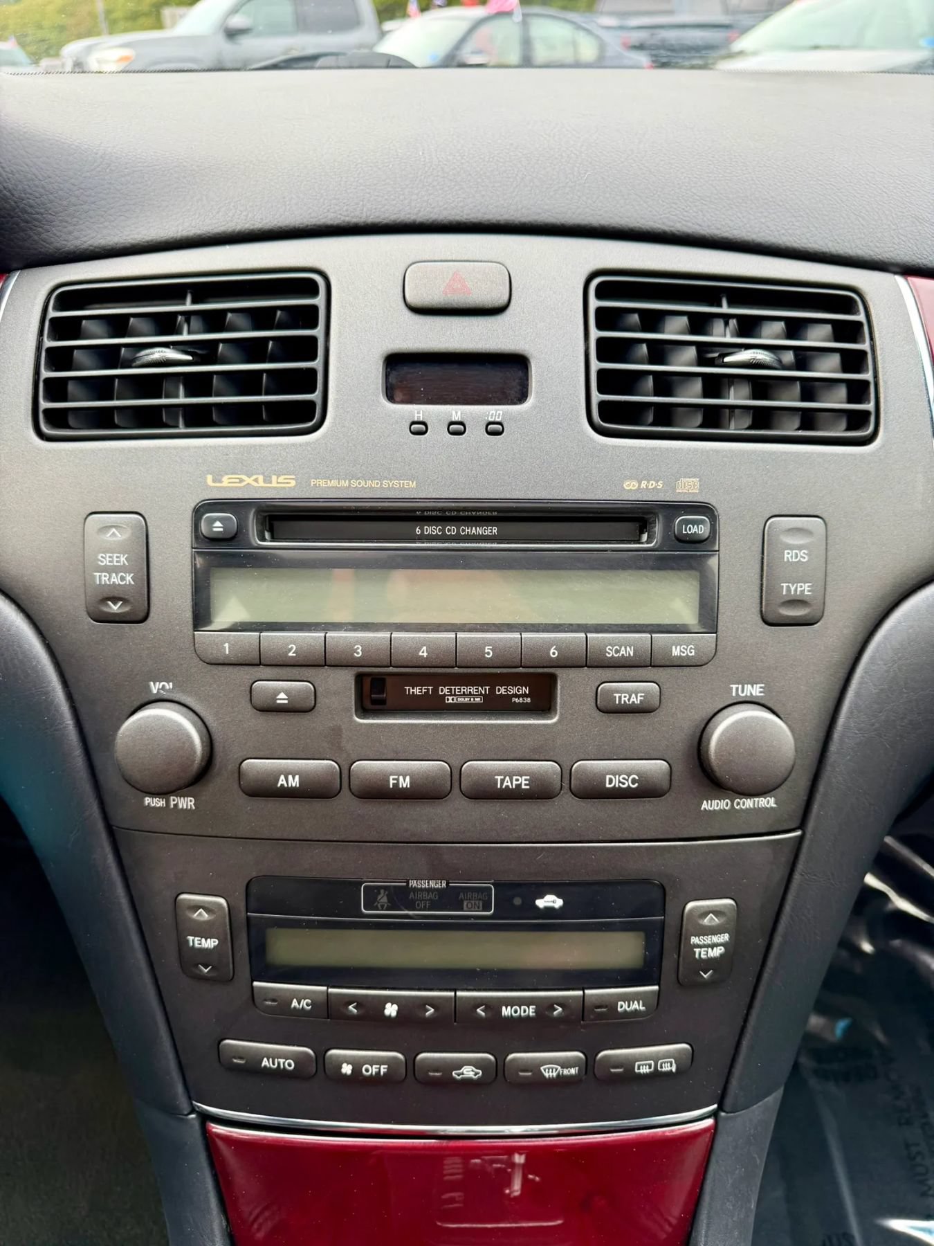 Used 2004 Lexus ES 330 FWD image 14
