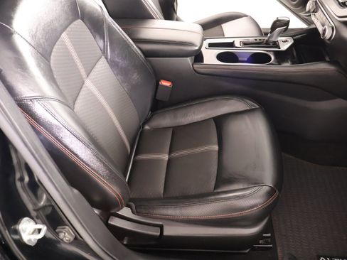 Used 2024 Nissan Altima 2.5 SR image 12