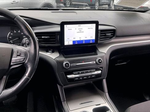 Certified 2020 Ford Explorer XLT image 5