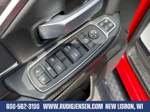 Used 2024 RAM 2500 Big Horn w/ Night Edition AWD/4WD image 11