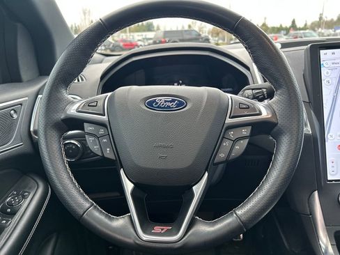 Used 2022 Ford Edge ST w/ Equipment Group 401A image 20