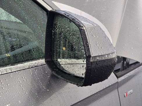 Certified 2025 Audi Q5 2.0T Premium Plus image 29