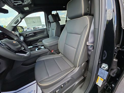 New 2026 Chevrolet Tahoe Premier AWD/4WD image 11