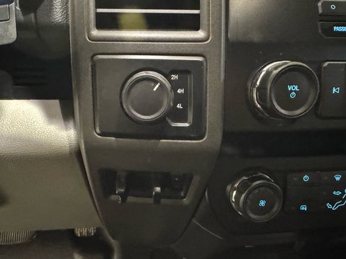 Used 2019 Ford F350 XL w/ Power Equipment Group image 25