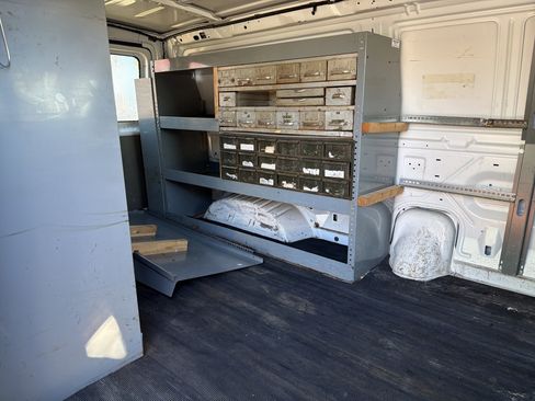 Used 2009 Ford E-250 and Econoline 250 image 5