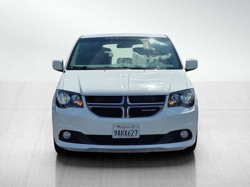 Used 2012 Dodge Grand Caravan Crew FWD image 2