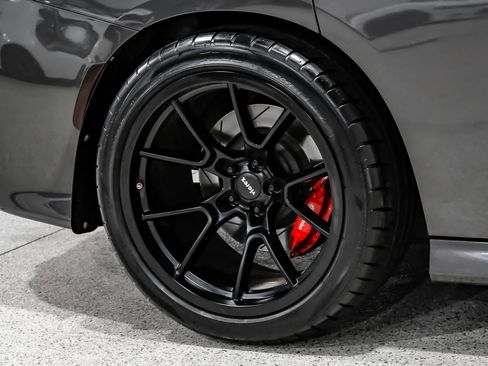Used 2019 Dodge Charger Scat Pack w/ Dynamics Package RWD image 65