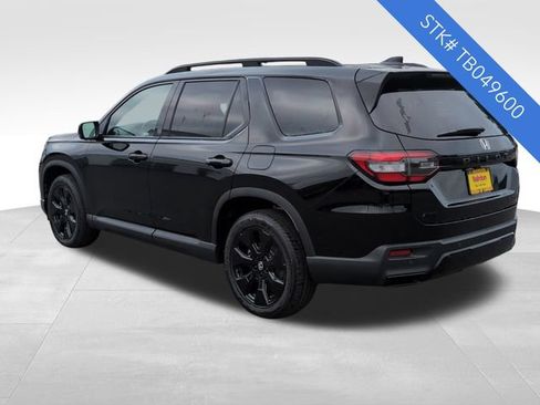 New 2026 Honda Pilot Black Edition image 5