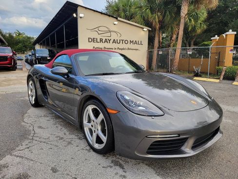 Used 2023 Porsche 718 Boxster RWD image 4