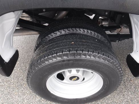 Used 2021 Chevrolet Silverado 3500 W/T w/ WT Fleet Convenience Package image 4