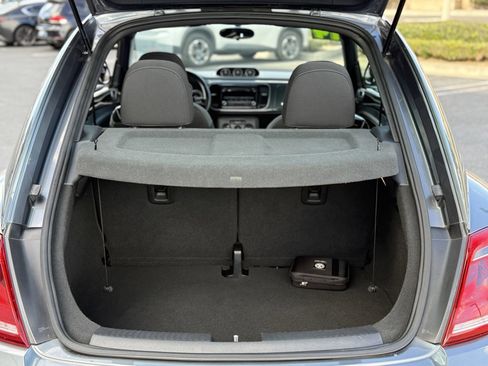 Used 2014 Volkswagen Beetle R-Line image 9
