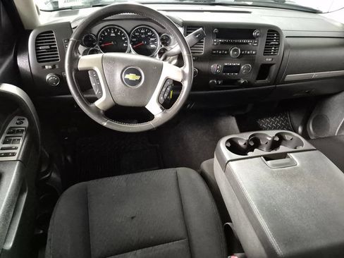 Used 2013 Chevrolet Silverado 2500 LT w/ Interior Plus Package AWD/4WD image 10