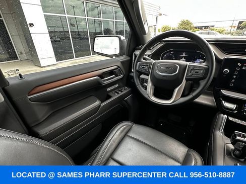 Used 2024 GMC Sierra 1500 Denali w/ Technology Package AWD/4WD image 15