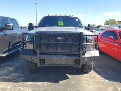 Used 2014 Ford F250 Lariat w/ Lariat Ultimate Package