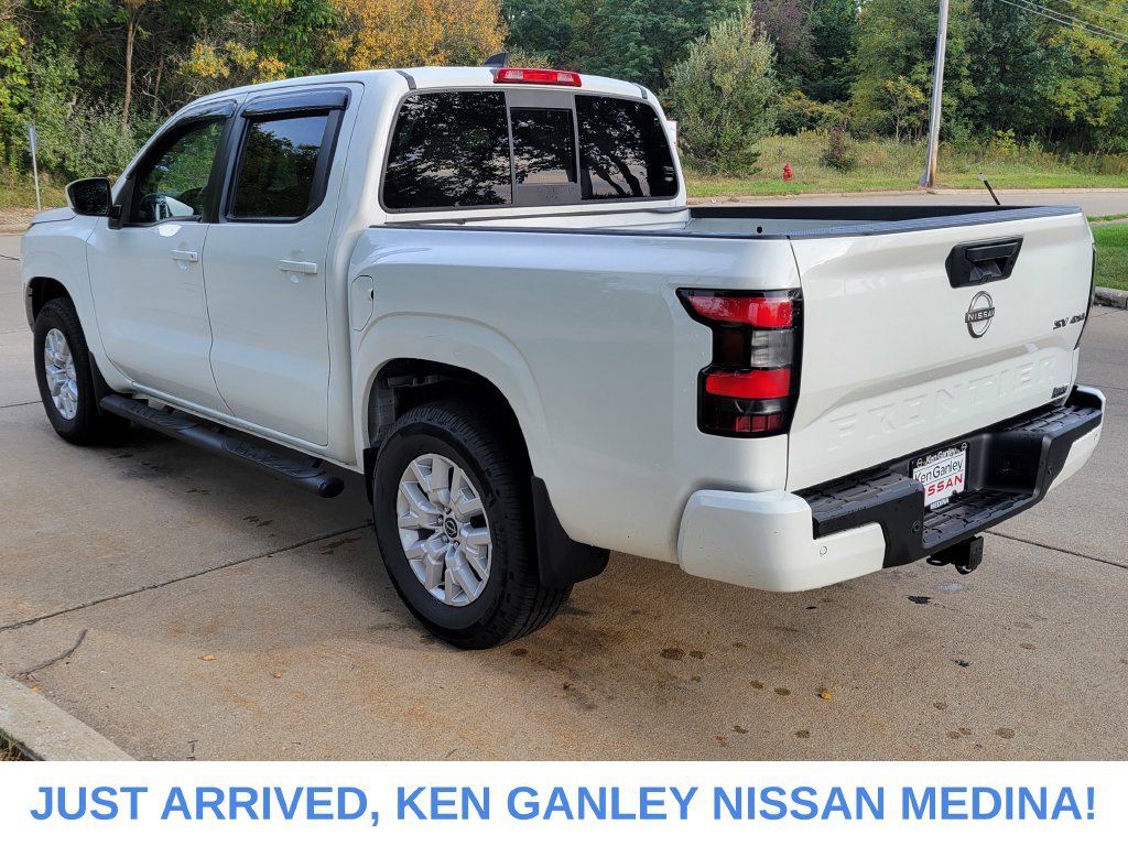 Certified 2022 Nissan Frontier SV w/ Technology Package AWD/4WD image 6