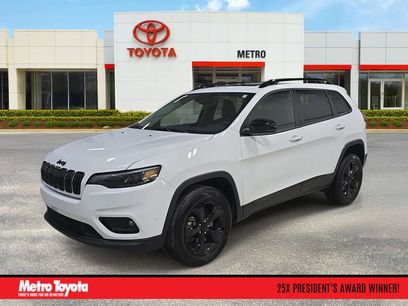 Used 2023 Jeep Cherokee Altitude Lux w/ Lux Elite Package