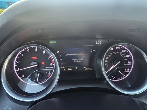 Certified 2020 Toyota Camry LE image 18