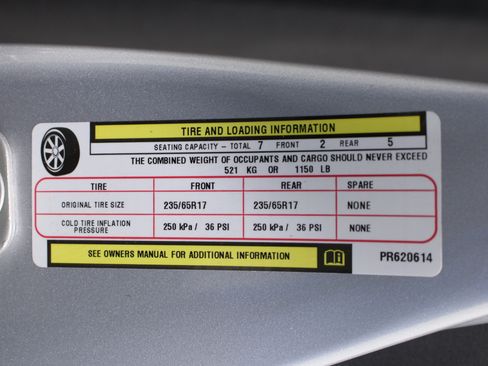 Used 2023 Chrysler Pacifica Touring-L FWD image 39