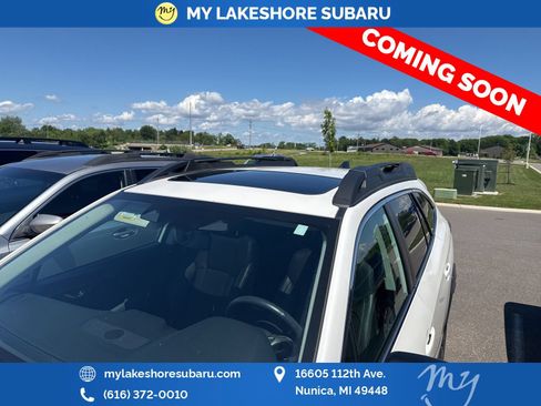 Used 2023 Subaru Outback Limited AWD/4WD image 7