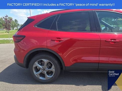 Used 2025 Ford Escape ST-Line Select AWD/4WD image 9