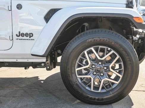 New 2025 Jeep Wrangler Sahara w/ Safety Group image 10