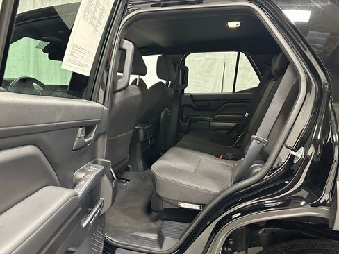 Used 2025 Toyota 4Runner SR5 image 43