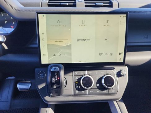 New 2026 Land Rover Defender 110 X AWD/4WD image 15