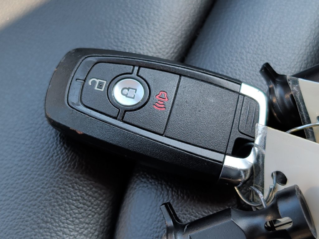 Used 2024 Ford Edge SEL AWD/4WD image 39