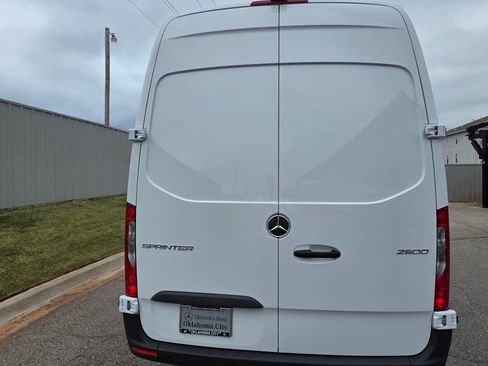 New 2026 Mercedes-Benz Sprinter 2500 image 2