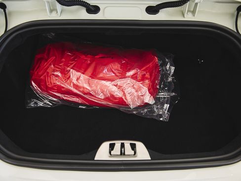 Used 2023 Ferrari 812 GTS image 11