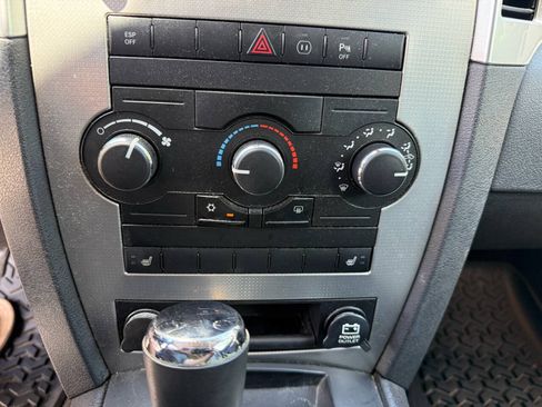 Used 2008 Jeep Grand Cherokee Laredo AWD/4WD image 12