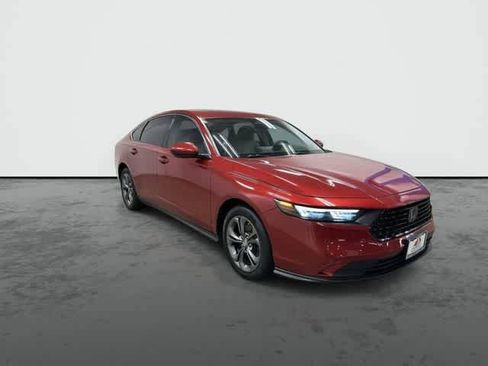 Certified 2023 Honda Accord EX image 6