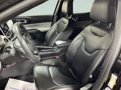Used 2024 Jeep Compass Limited AWD/4WD image 11
