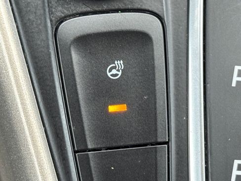 Used 2018 Ford Focus Titanium FWD image 61