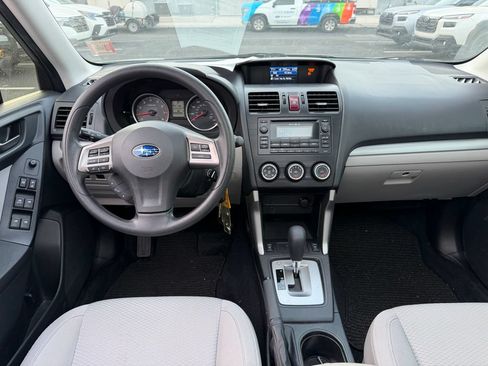 Used 2014 Subaru Forester 2.5i Premium w/ All-Weather Package AWD/4WD image 7