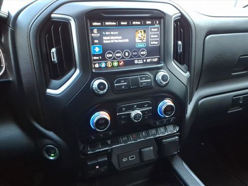 Certified 2021 GMC Sierra 2500 AT4 w/ Gooseneck/5TH Wheel Package image 22